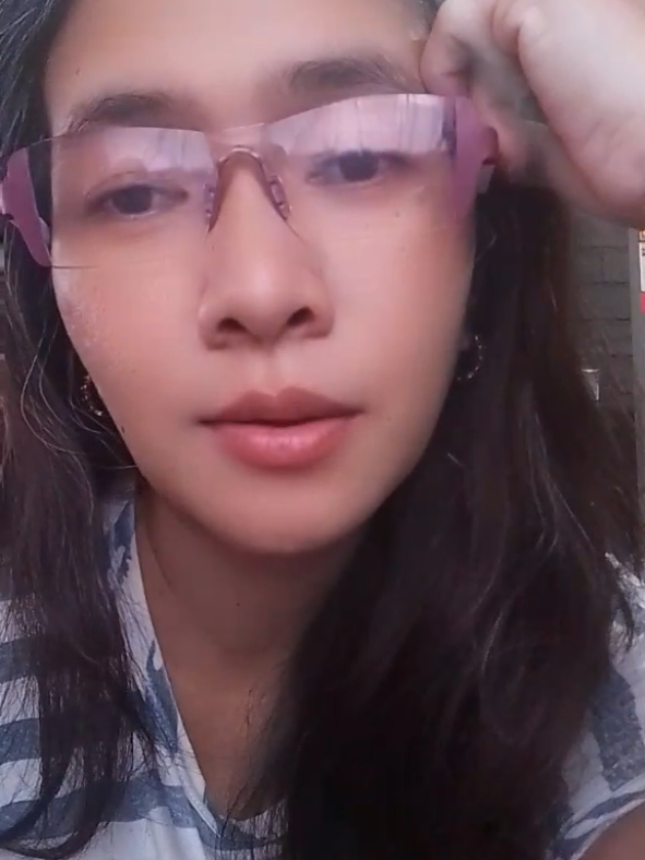 napa emote lang SI Inday😜😂 #dub #goodvibes #behappy #meme @ateJUNIE🌺 