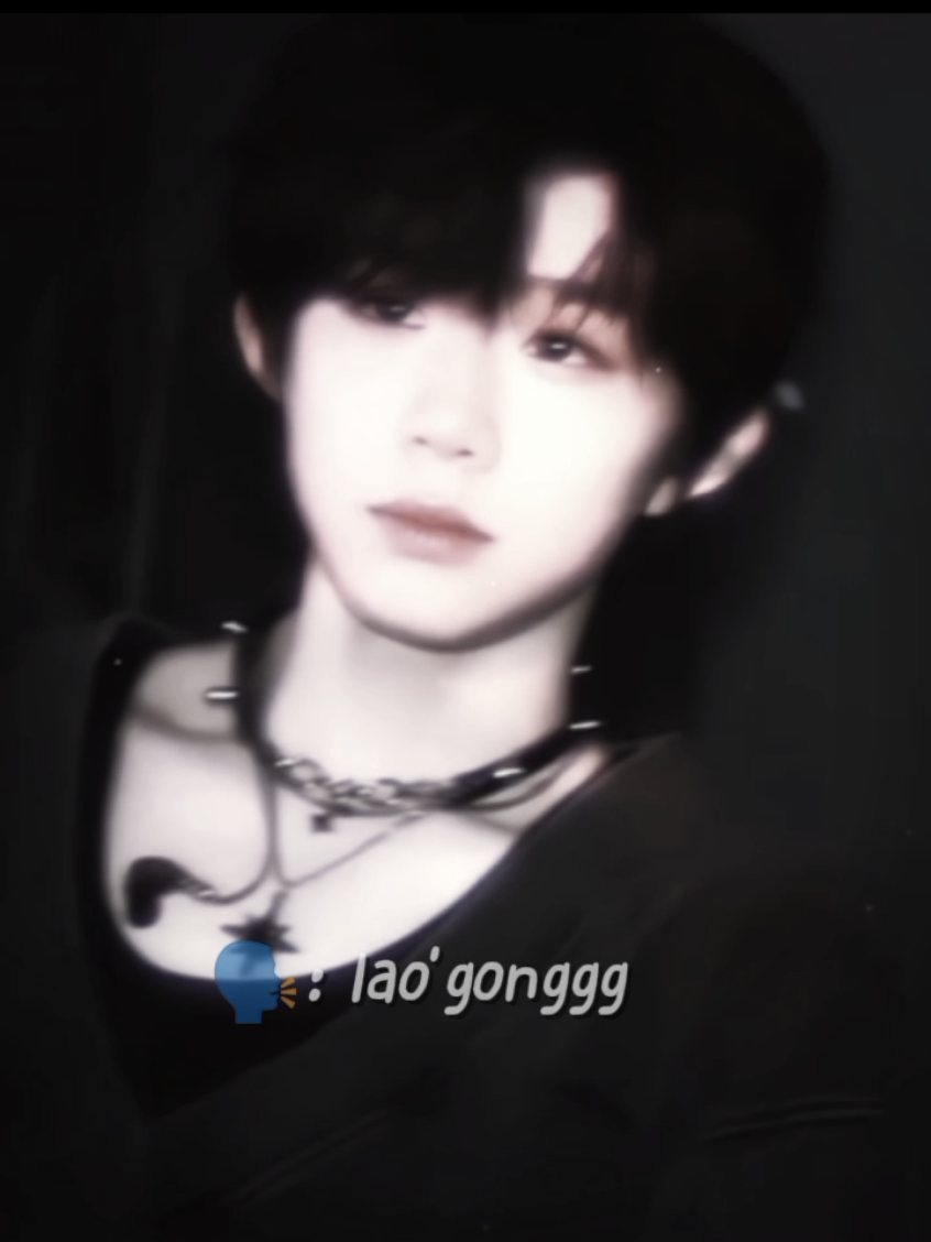 : Chòn iuu #陈奕恒 #chenyiheng #trandichhang #jonathan💜 #xhhhh 