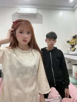 Hừmm ….. @𝐇𝐮̀𝐧𝐠 𝐇𝐨𝐚̀𝐧𝐠 𝐅𝐅 🙀 