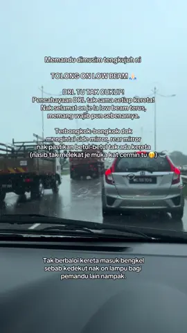 Tolonglah jangan kedekut wahai pemandu sekalian! 🙏🏻 #musimhujan #safety #driving
