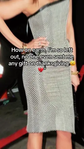 #officialjenniferaniston #jenniferanistonlovers #jenniferanistonfans #hoolywood #thanksgiving 