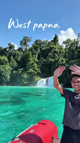 Salah satu surga tersembunyi papua barat#pesonaindonesia 