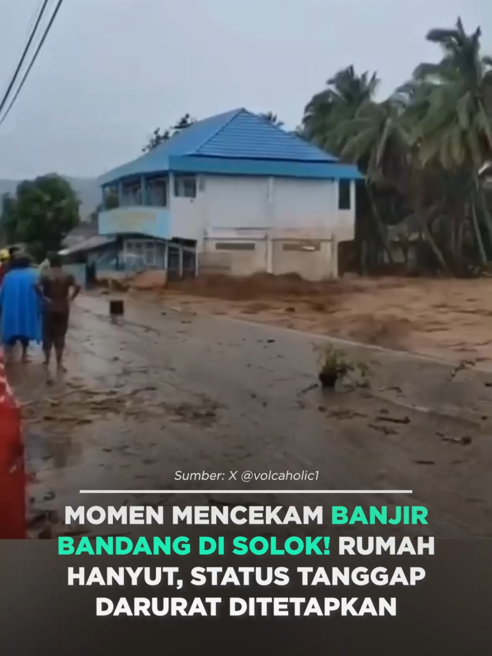 Banjir bandang di Kabupaten Solok menghancurkan dan menghanyutkan beberapa rumah warga. Pemerintah daerah menetapkan status tanggap darurat untuk mempercepat penanganan korban terdampak. #BanjirSolok #BanjirBandang #TanggapDarurat #RumahHanyut #SolokSumbar 