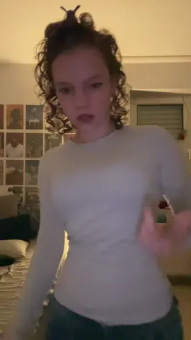 Ignore the back 😔 #curlyhair #fyp #viral #OOTD #schoolfit 