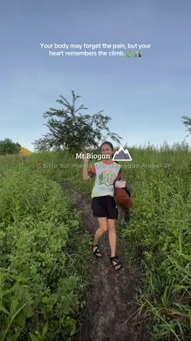 Tara pahinga tayo😂😳⛰️🥾#Hiking #hikingadventures #nature #fyppppppppppppppppppppppp 