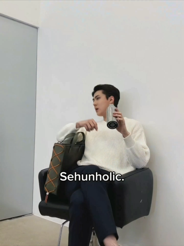 tiba2 banget kangen sehun era rajin post foto di igs😩 #sehun #ohsehun #exo #fyp #xyzbca 