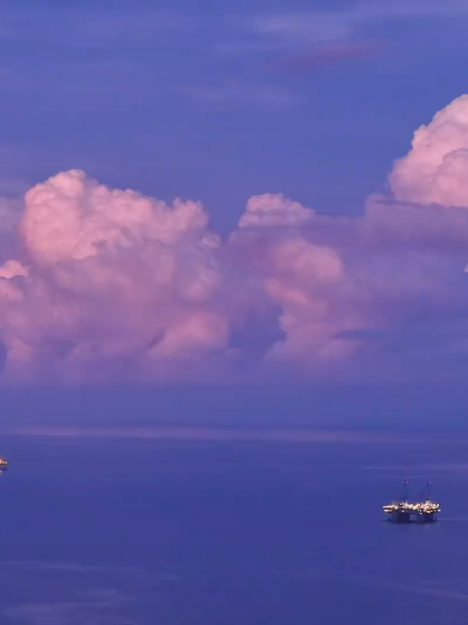 Điều gì khiến bạn buồn đến vậy...?