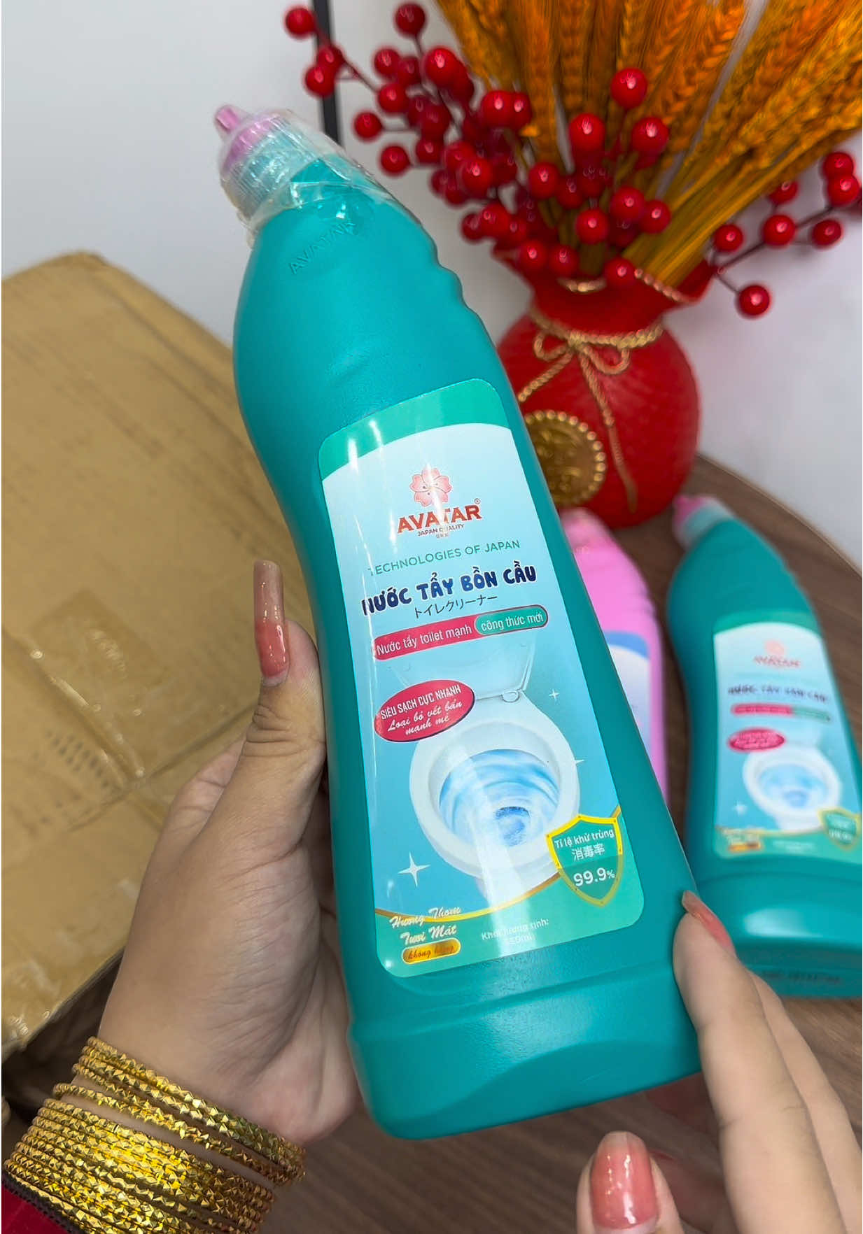 Nước tẩy bồn cầu Avatar diệt khuẩn mạnh mẽ#emkieutaphoa #nuoctayboncau #nuoctayboncauavatar #avatar #nuoctayboncaukhongcancha 