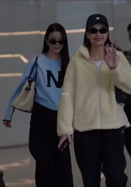 Fighting #poisonouslovetheseries #ginny #jayna #jayna #wlw 