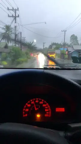 open travel 0895806630706#sopirtravel #masukberanda #drivermuda #fyp #kalselkaltim 