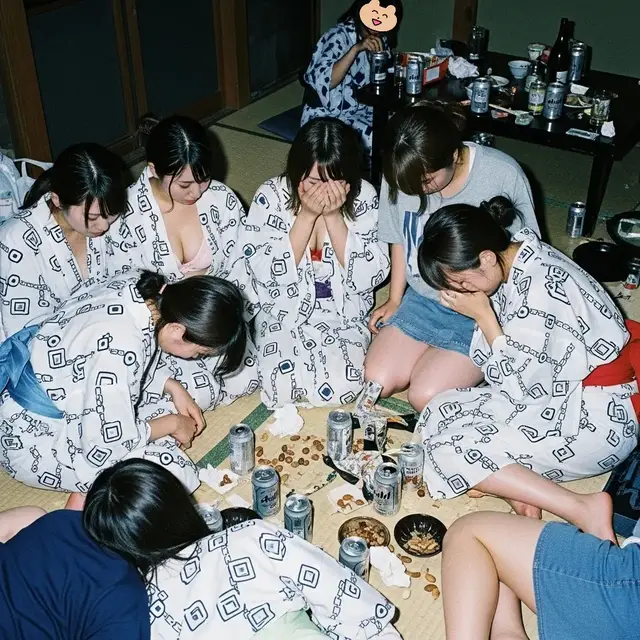 旅館の宴会って、だいたいこう #温泉旅行 #女子会 #宴会あるある #思い出 #fyp