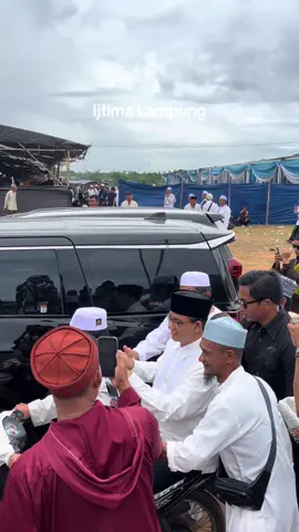 Bapak Anies Baswedan serta Ustadz Derry Sulaiman hadir sholat Jumat di Tabliq Akbar Indonesia Berdoa  Ijtima sedunia di Lampung 2025 #ijtima #ijtimalampung2025 #tablighakbar 