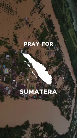 #PrayForSumatera Do’a terbaik untuk saudara-saudara kita di Sumatera 🤲 Banjir kembali melanda beberapa wilayah di Sumatera Sejumlah daerah di Sumatera Utara dan Sumatera Barat terdampak, rumah terendam, warga mengungsi, dan akses jalan banyak yang terputus. Jarak kita dengan penduduk di sana mungkin jauh, tapi bantuan kecil dari kita bisa sangat berarti bagi mereka yang terdampak. Untuk yang ingin support moril atau mertaril bisa langsung ke akun dibawah : @kitabisacom / kitabisa.com/setarapedulisumatera © All Right and Credits Reserved To The Respective Owner (s). Please Contact Us For Credit Or Removal