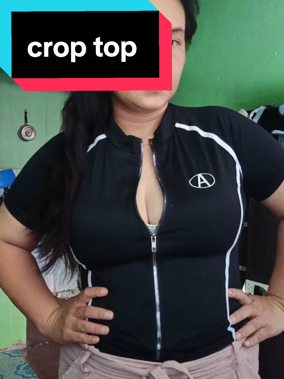 ang shala nito mga sissy q pramis kaya grab yours n din😍 #blouse #roundneck #croptop #tshirt #fypppp 