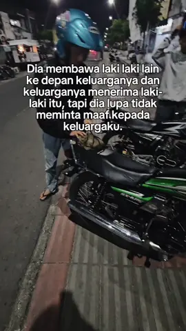 3 tahun ku bangggakan cinta itu hanya untuk mempermalukan diri sendiri. #rxkingindonesia #storyrxking #4upage #fyp 