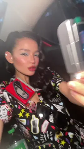 DETAILS🔍🙈🫣 Outfit/Romper : iconic bits and pieces of each casts Hair : pili kayo kung ang peg ko ba si El o Steve Makeup : Karen Walkman : Max Camera : Jonathan Cheeckbone : Nancy Hindi kita sa vid pero  Socks : Will Watch : Lucas Collarbone : Dustin Jawline : Mike STRANGER THINGS SEASON 5!!!  ON @Netflix  @Netflix Philippines  📍Experience the Upside Down in Poblacion!!!!!!