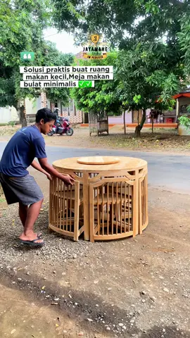 Meja makan bulat minimalis 🤎✨ Material full kayu jati — pembayaran bisa COD 🚚💵 #furniture #mejamakan #mejamakanminimalis #fyp 