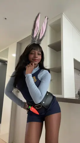 this song is too catchyy