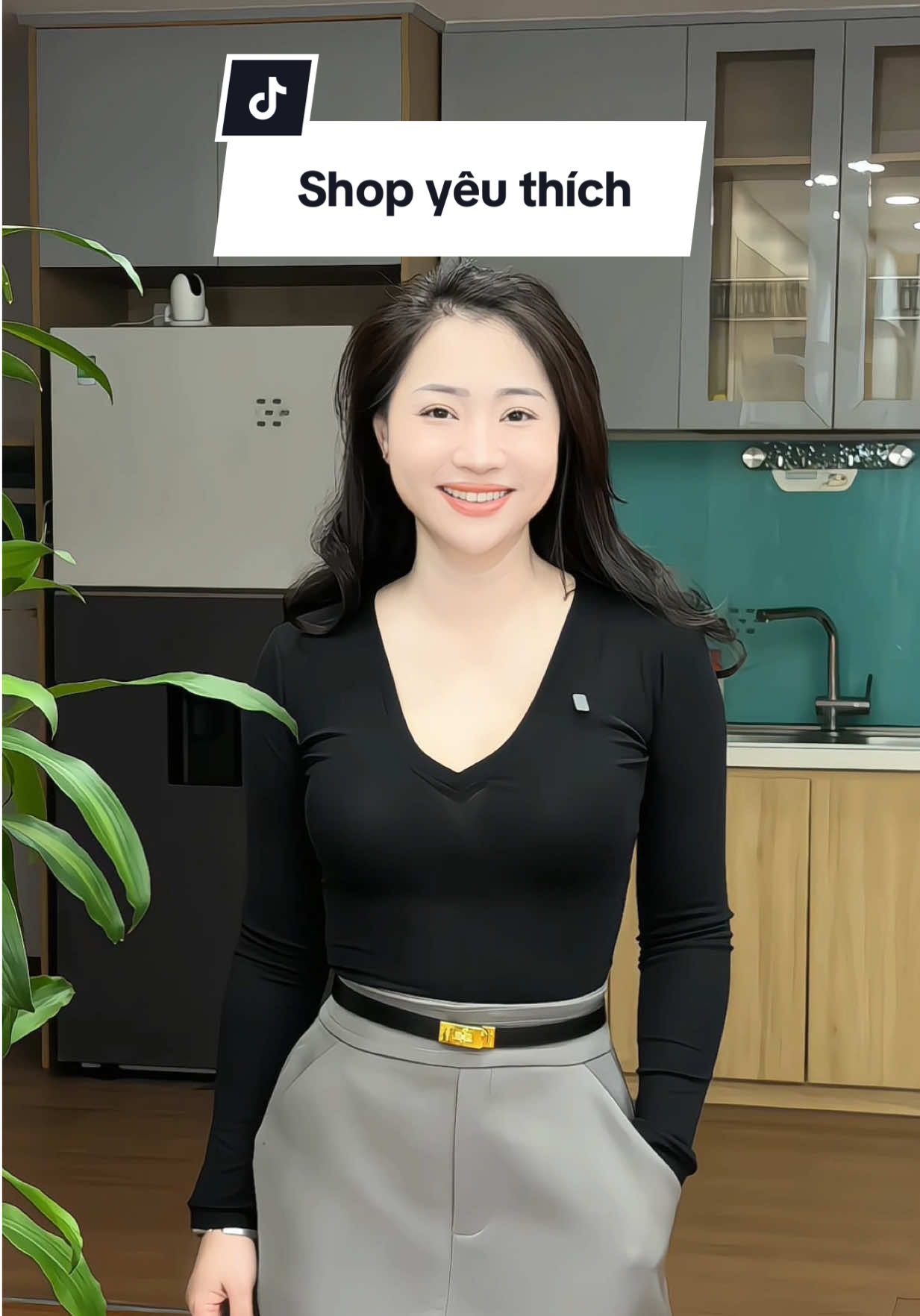 Shop yêu thích #vay #vayxinh #vaythietke #trannhatlinh #linhlonglanh 