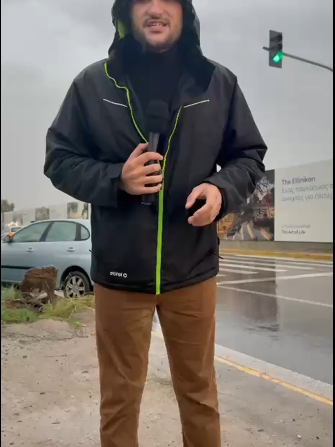 Τροχαίο σημειώθηκε στην περιοχή του Ελληνικού, λόγω των ισχυρών βροχοπτώσεων που πλήττουν την Αττική. #skai.gr #troxaio #attiki #vroxoptwseis #viral #viral4u