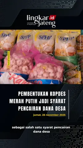 Pembentukan Kopdes Merah Putih Jadi Syarat Pencairan Dana Desa Pemerintah menetapkan pembentukan Koperasi Desa/Kelurahan Merah Putih menjadi salah satu syarat pencairan Dana Desa. Aturan itu tertuang dalam Peraturan Menteri Keuangan (PMK) Nomor 81 Tahun 2025 yang diteken oleh Menteri Keuangan Purbaya Yudhi Sadewa pada 19 November 2025. Beleid ini diundangkan pada 25 November 2025. “Bahwa untuk meningkatkan efektivitas tata kelola penyaluran Dana Desa tahun anggaran 2025 sesuai dengan kebijakan Presiden Republik Indonesia dalam rangka mendukung pembentukan koperasi desa/kelurahan merah putih, perlu menetapkan PMK tentang Perubahan atas PMK Nomor 108 Tahun 2024,” demikian bunyi pertimbangan PMK 81/2025, dikutip di Jakarta, Jumat, 28 November 2025. Pencairan Dana Desa tetap dilakukan dalam dua tahap. Namun, persyaratan penyaluran pada tahap II diubah, sebagaimana yang diatur dalam Pasal 24. Dalam PMK 108/2024, penyaluran tahap II hanya mensyaratkan dua ketentuan, yakni laporan realisasi penyerapan dan capaian keluaran Dana Desa tahun anggaran sebelumnya serta laporan realisasi tahap I minimal mencapai 60 persen dengan rata-rata capaian keluaran paling rendah 40 persen. Sedangkan pada PMK 81/2025, syarat penyaluran pada tahap II bertambah dua ketentuan, yaitu akta pendirian badan hukum atau bukti penyampaian dokumen pembentukan Koperasi Desa/Kelurahan Merah Putih. Syarat berikutnya yaitu surat pernyataan komitmen dukungan Anggaran Pendapatan dan Belanja Desa (APBDes) untuk pembentukan Koperasi Desa/Kelurahan Merah Putih. “Pada saat Peraturan Menteri ini mulai berlaku, ketentuan mengenai penyaluran Dana Desa tahap II yang tidak ditentukan penggunaannya sebagaimana diatur dalam Pasal 22 dan Pasal 23 PMK Nomor 145 Tahun 2023 tentang Pengelolaan Dana Desa (Berita Negara Republik Indonesia Tahun 2023 Nomor 1051), dicabut dan dinyatakan tidak berlaku,” tulis beleid tersebut. Sementara itu, Menteri Keuangan Purbaya Yudhi Sadewa saat dikonfirmasi di Kompleks Parlemen, Jakarta, Kamis, 27 November 2025, menjelaskan sebagian Dana Desa memang digunakan untuk membayar cicilan pembangunan Koperasi Desa/Kelurahan Merah Putih. Ia menambahkan, pihaknya masih akan meninjau lebih lanjut implementasi dari kebijakan ini nantinya. “Aturan yang saya tahu itu Dana Desa kan sebagian dipakai untuk bayar Koperasi Merah Putih. Nanti kita lihat seperti apa ya. Tapi, pada dasarnya, yang ada di tangan saya sekarang adalah dari Rp60 triliun, Rp40 triliun dipakai untuk nyicil pinjaman Koperasi Desa Merah Putih,” ujar Purbaya. #pencairan #danadesa #kopdesmerahputih #Kopdes #pembentukan #dd #menkeu #purbaya #Lingkarjatengid #Lingkarjateng #Lingkarnews #abcxyz #fypdong #fypシ゚viral🖤tiktok #fypシ゚ #fyp #fyppppppppppppppppppppppp #fypシ 