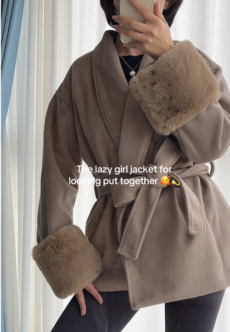 🤎💕SO GORGEOUS IN Autumn and winter outfit!!!#coat #autumnoutfits #chic #partydress #tiktokmademebuylt 