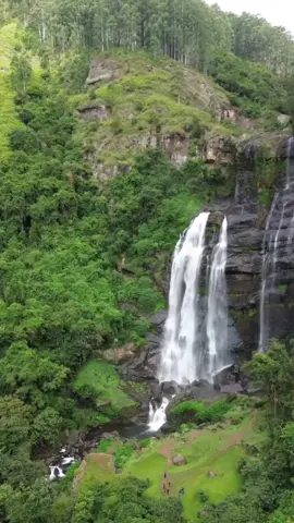 ඹෝඹුරු ඇල්ල 😥💔 #savesrilanka #rain #srilanka #boburuella #boburuellawaterfall_sri_lanka #fyp #fpyシ #viral #1millionviews #