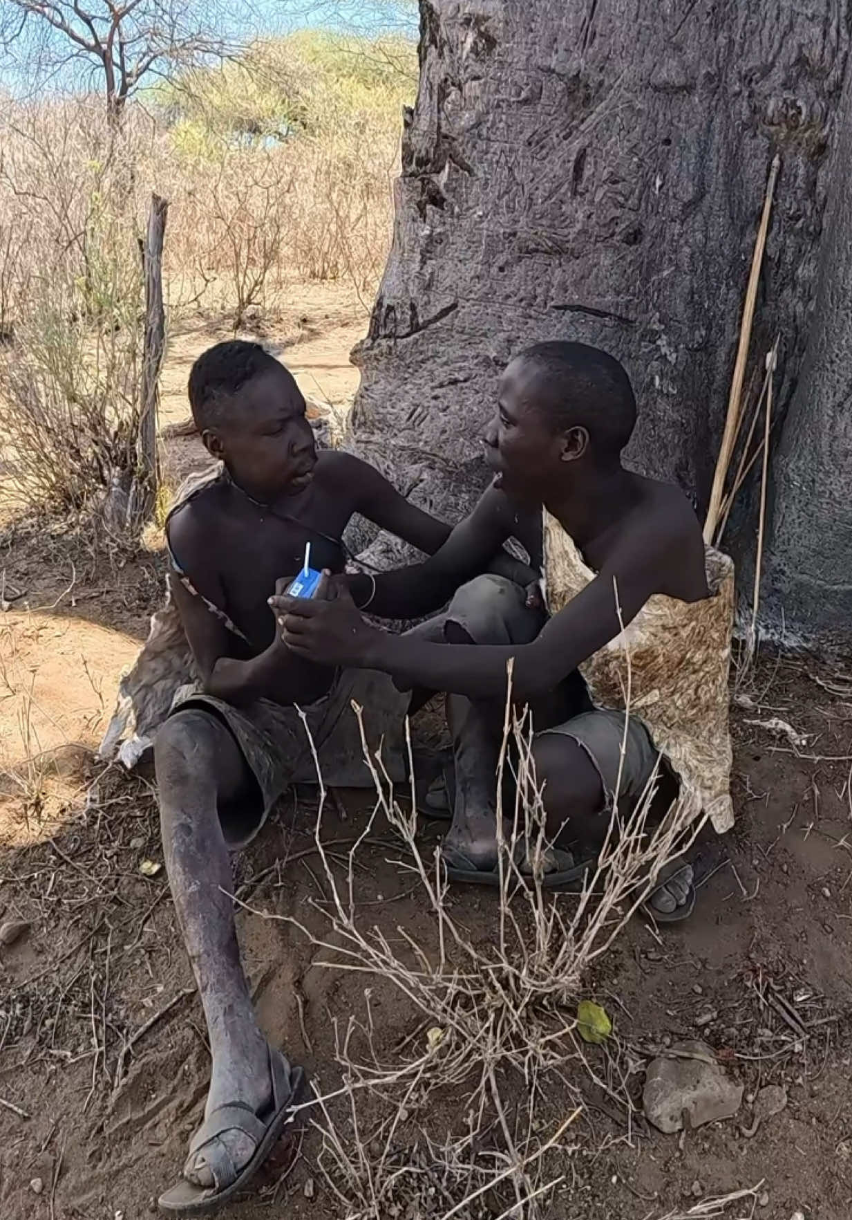 “Chaba fooled him 🤣🧃” Chaba and his friends were sharing apple juice 🧃… his friend thought he was getting the whole drink, but it was empty! Chaba had already finished it 🤣😆 #chaba #juicebox #applejuice 