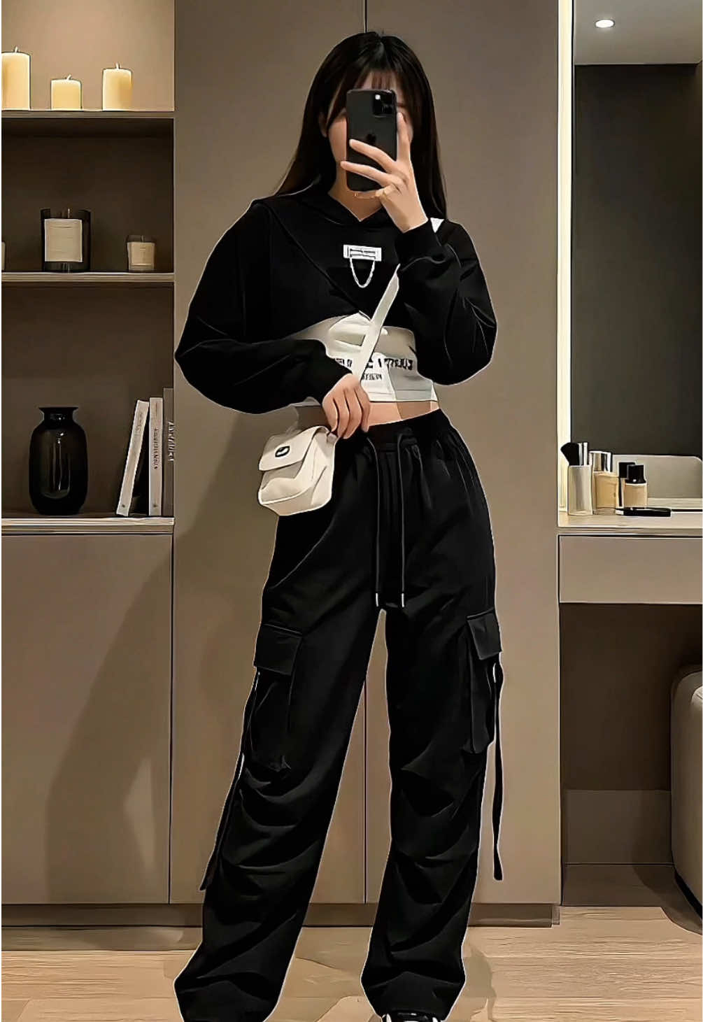 ชุดสูทสามชิ้นของผู้หญิง  เสื้อสเวตเตอร์เกาหลี + สายเอี่ยมเซ็กซี่ + กางเกงลำลองสีดำเอวสูงขากว้าง และกระเป๋า (ไซส์ S-2XL) #เสื้อผ้าแฟชั่น #แฟชั่นผู้หญิง #ชุด3ชิ้น #เสื้อผ้าผู้หญิง #แฟชั่นเกาหลี 