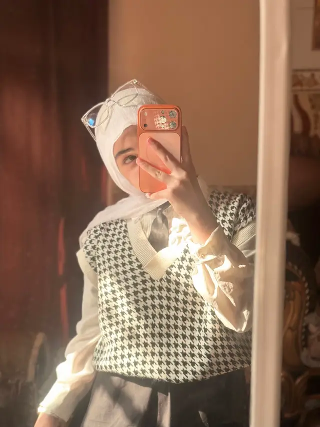 ماكو تصميم حلو يلوگ ألهـم خليتهم عشوائيات ونشرتهم🥹😂❣️.#CapCut #صعدو_الفيديو #اكسبلورexplore #مشاهدات #tiktok 