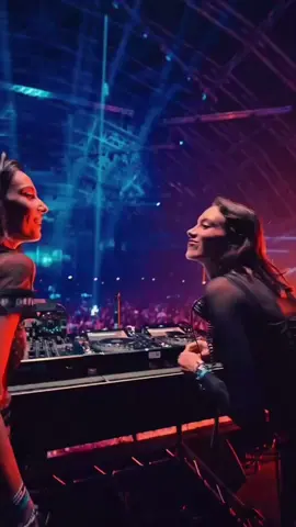 Watch to the end 🥰 Comment your favourite music 🎵  Don't forget to Follow us ✔️ 🎧Track ID: Spotify playlists (link in bio) #techno #music  #technomusicforlife  #spotifyplaylist #playlist 