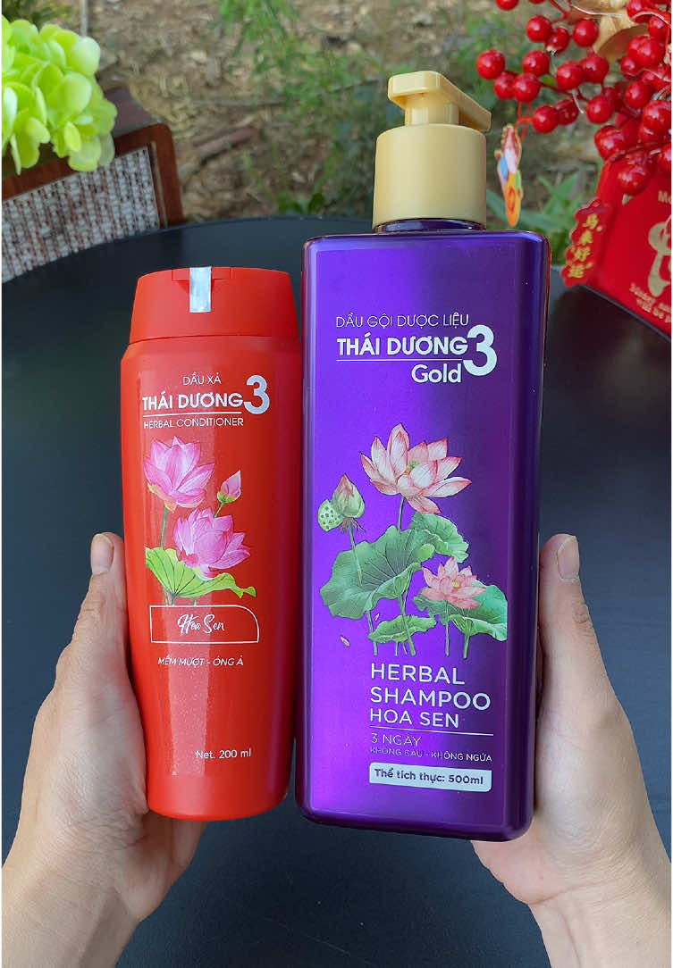Dầu gội dược liệu thái dương 3 gold mua 1 tặng 1 miễn ship #langthithuy #daugoiduoclieuthaiduong #daugoithaoduoc #daugoitrigau #daugoi #daugoigiamrungtoc  @Lang thi thuy.97  @Lang thi thuy.97  @Lang thi thuy.97 
