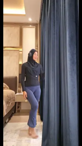 #sejenisniza #fridayvibes #feelingblessedneverstressed #glutesexercices #briskwalk 