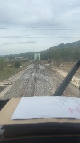 Xã Đồng Xuân (Phú Yên cũ) 🥲… cầu Đường Sắt cao cỡ này mà còn bị ngập mà 