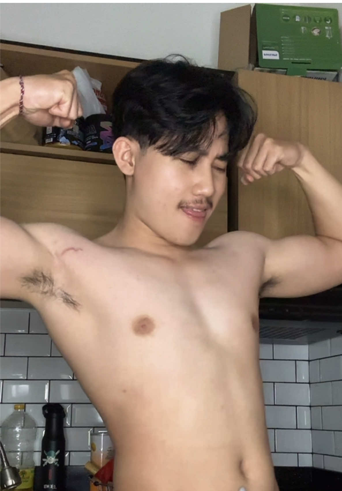 Kameranya tiba tiba turun sendiri #viken #pinoy #dance 