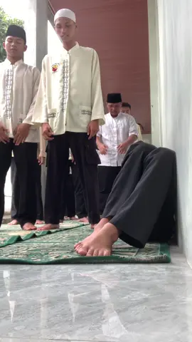emang dasar nya gamao sholat