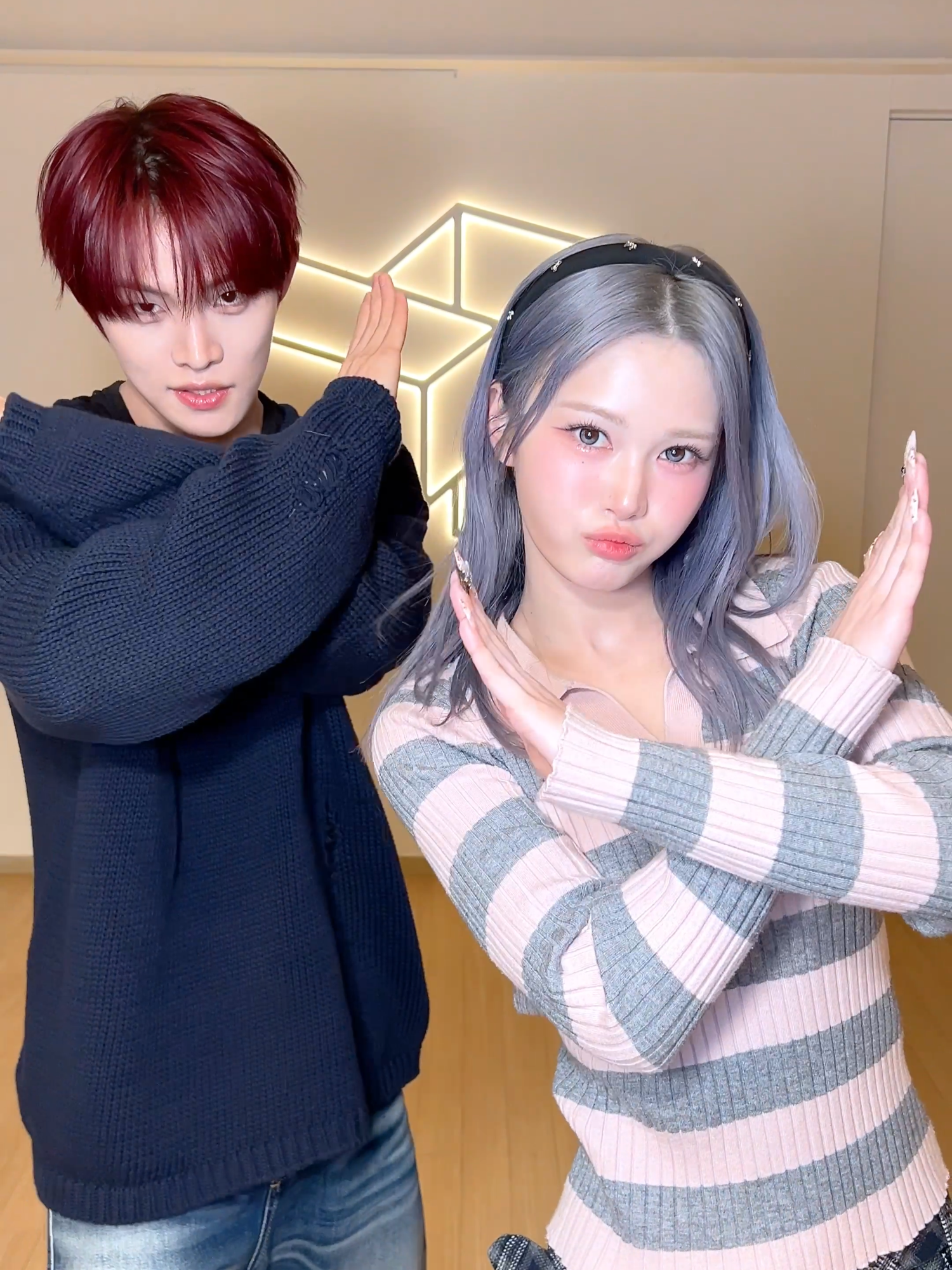 #클로즈유어아이즈  #전민욱 님과 Shine It Like A Star 💫 #tripleS #트리플에스 #トリプルS #トリプルエス #トエス #tripleS_msnz #Beyond_Beauty #Christmas_Alone #Mayu #마유 #マユ #CLOSEYOUREYES #JEONMINWOOK