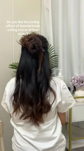 Do you like the curling effect of thermal brush curling iron or airflow styler?(Watch a previous video) #hairtok #betahousebeauty #blackfriday #curlyhair #airflowcurls #thermalbrush #curlingiron #flatiron #foryou 
