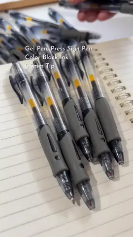 Walang sayang, sulit na sulit! Napakaganda pong pangregalo ito sa mga students at teacher Kasi maganda Ang ink ng ballpen!!!  Gel Pen, Press Sign Pen, Black ink with 0.5mm tip, #ballpen #signpen #presssignpen #gelpen #schoolsupplies 