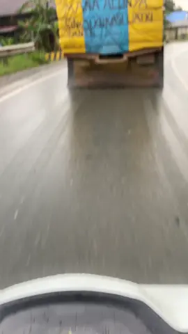 mana mi itu 🤣 #sopirtruck #sopirtrukpunyacerita #fyp #xcyzba #katakata #kalimantan #kalimantantimur #samarinda #bugisstory #bugistiktok 