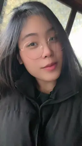 Ở nhà nhiều quá nó vậy á