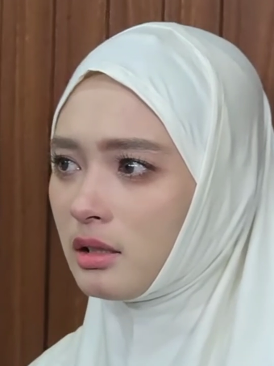 Sambil menangis Inara Rusli minta maaf atas kegaduhan yang terjadi  #inararusli #selingkuh #insanulfahmi #fyp 