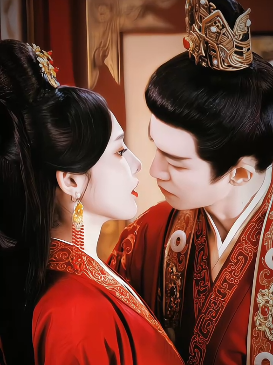 suami istri gacor❤️‍🔥 #loveandcrown #renjialun #pengxiaoran #cdrama #4u 