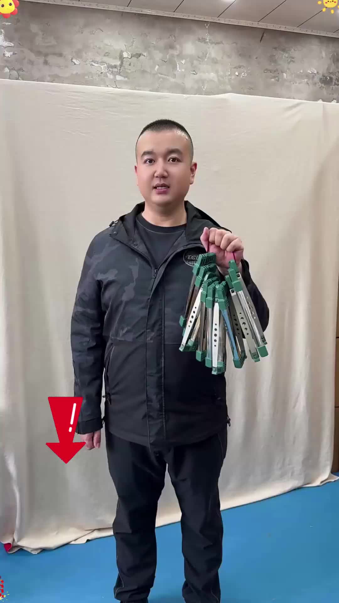 If your kitchen knives are dull, you should definitely try this knife sharpener. 