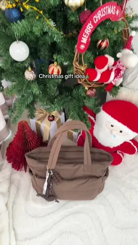 Still haven‘t decided what Christmas gift to prepare ？🤨##bagsmart##paydaysale##whatsinmybag##christmas##gift#tote#totebag