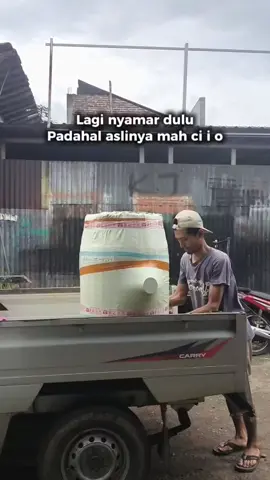 Sssstt jangan bilang - bilang ya🤫🤫 Pokoknya yang mau order dan kirim hari ini yukk bisa banget😁🤠 Silahkan yang butuh bisa langsung order,, Tanya-tanya dulu juga boleh... GRIYANT FISH Solution For Koi Pond #mediafilter #tongfilter #koipond #koi #griyantfish                         