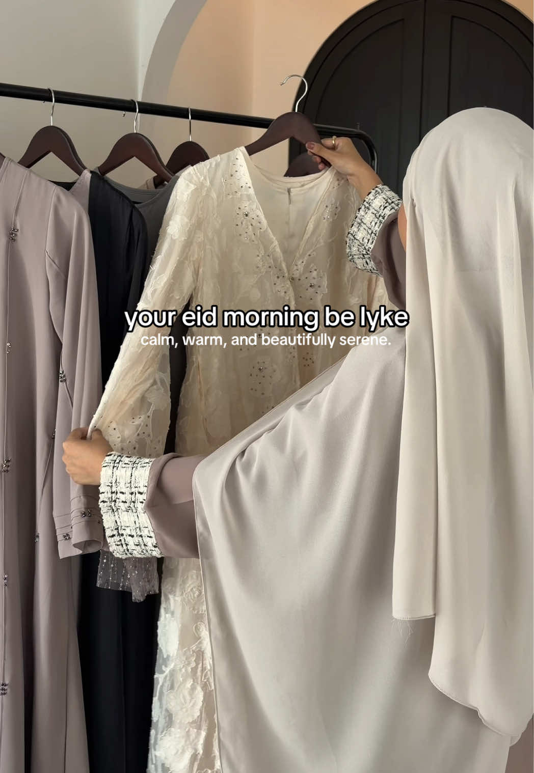 Eid moments are getting closer 🍂 and your Eid abaya is already here ✨🤎 PO opens 1 December 2025 -  10 AM via 4dm1n and Official Store Zeha • Est. Ready Batch 1: 3–4 weeks • Next Batch: Early Ramadan For the best price & fastest slot, chat 4dm1N to secure yours early 🍂🐚🎀 #OsmanthusAbaya #EidSeries #AbayaIndonesia #ModestWear #ZehaAbaya  
