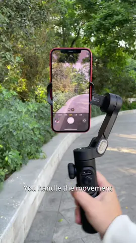 It shakes at will, and it is very stable no matter how you shoot.#gimbalstabilizer #tiktok #tiktokshopblackfriday 