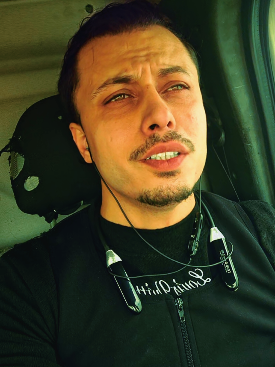 تجربة صوت اش رئيكم 😅#viralvideo #livehighlights #tiktoklive #جوكر_العرب #fyp 