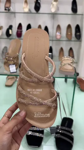 Model wages lagi nih best #sandalwanita #sandalmurah #flatshoes #fyp #fyppppppppppppppppppppppp 